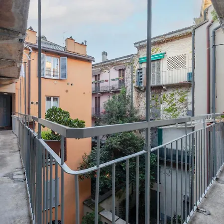 Guesthost - Sant Ambrogio Lovely Flat-2
